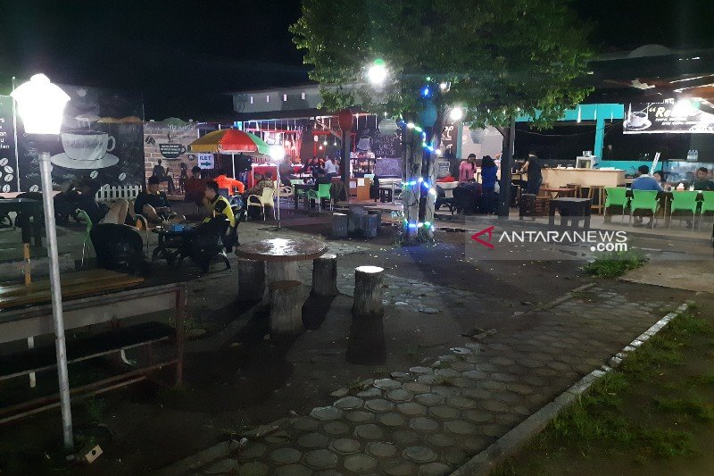 Rasa Autentik di Tengah Perumahan GSP: Pujasera Kalimantan